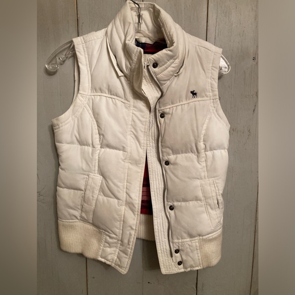 ABERCROMBIE & FITCH Zip & Snap White Down Insulated Quilted Vest Girl's Sz-L